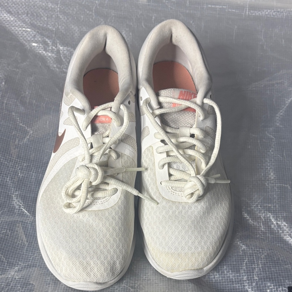 Nike Women's Cream and Pink Sneakers